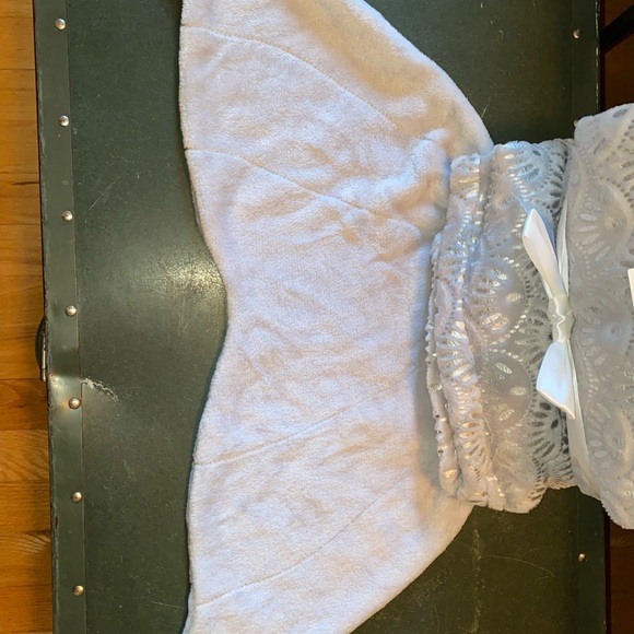 Girls Blanket Mermaid Tail - Picture 5 of 5